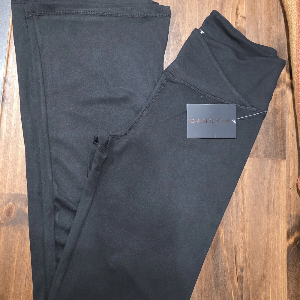 Danskin Women's Flair Leggings - Picture 1 of 7